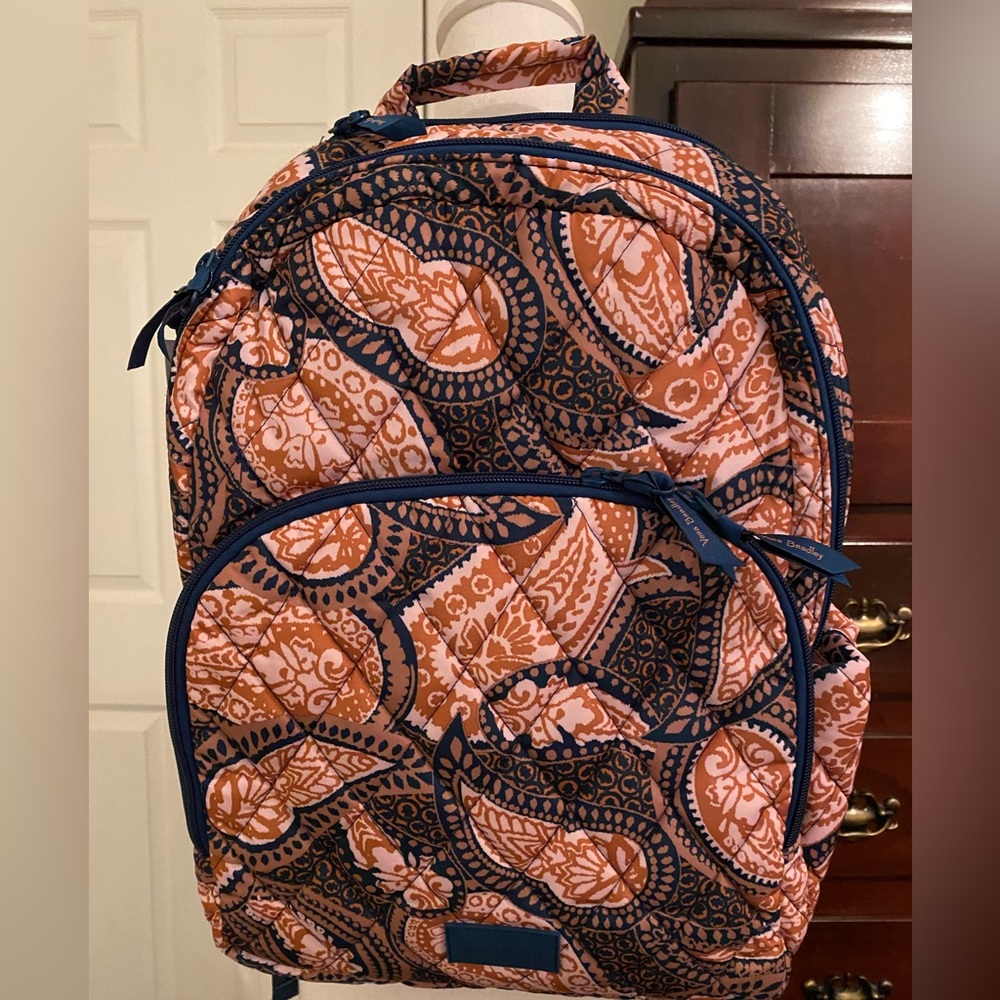 Vera Bradley UltraLight Fern BackPack NWT! - Picture 1 of 8
